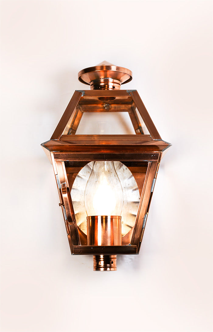 Williamsburg Wall Lantern