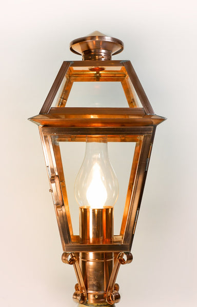 Williamsburg Post Lantern – The Nauset Lantern Shop